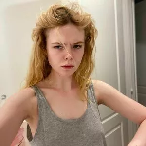 Elle Fanning OnlyFans Leaked Free Thumbnail Picture - #PrN1tyfKA5