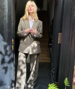 Elle Fanning OnlyFans Leaked Free Thumbnail Picture - #RVIeLxhsXx