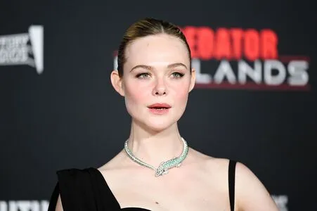 Elle Fanning OnlyFans Leaked Free Thumbnail Picture - #S5HD39mVot