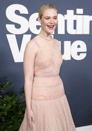 Elle Fanning OnlyFans Leaked Free Thumbnail Picture - #SHdgtokt0y