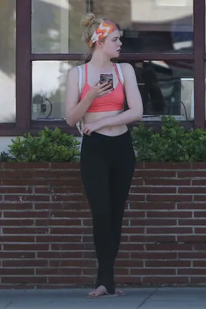 Elle Fanning OnlyFans Leaked Free Thumbnail Picture - #T5Zw4E7YHN