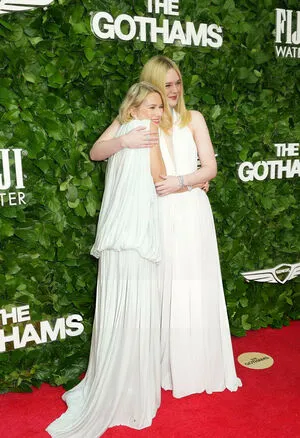 Elle Fanning OnlyFans Leaked Free Thumbnail Picture - #T906Z2YONe