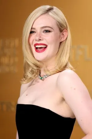 Elle Fanning OnlyFans Leaked Free Thumbnail Picture - #Tzp5U89vic