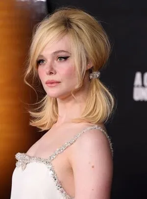 Elle Fanning OnlyFans Leaked Free Thumbnail Picture - #UBj91Mkw49