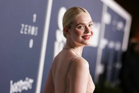 Elle Fanning OnlyFans Leaked Free Thumbnail Picture - #VLHx4Ubfb3