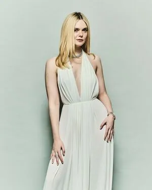 Elle Fanning OnlyFans Leaked Free Thumbnail Picture - #WQH4qW8IZW