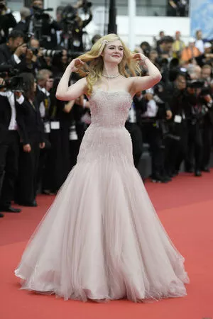 Elle Fanning OnlyFans Leaked Free Thumbnail Picture - #WaeS5MWkVx