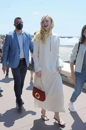 Elle Fanning OnlyFans Leaked Free Thumbnail Picture - #WoaRtZuR9R