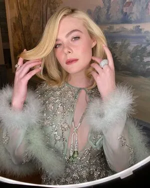 Elle Fanning OnlyFans Leaked Free Thumbnail Picture - #Xp2RSmaxdq