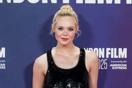 Elle Fanning OnlyFans Leaked Free Thumbnail Picture - #XxN9Jcmctr