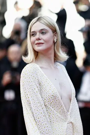 Elle Fanning OnlyFans Leaked Free Thumbnail Picture - #YEbDCxIcgz