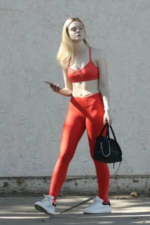 Elle Fanning OnlyFans Leaked Free Thumbnail Picture - #ZyKaAwloPh