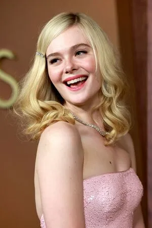 Elle Fanning OnlyFans Leaked Free Thumbnail Picture - #aCWLjghdql