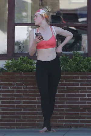 Elle Fanning OnlyFans Leaked Free Thumbnail Picture - #atzkAg8LLz