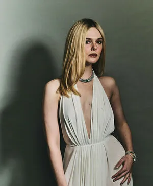 Elle Fanning OnlyFans Leaked Free Thumbnail Picture - #b59PvGu2Y9