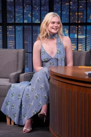 Elle Fanning OnlyFans Leaked Free Thumbnail Picture - #bGegyTHMmb