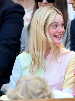 Elle Fanning OnlyFans Leaked Free Thumbnail Picture - #c2MmhEDD2b