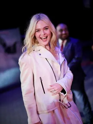 Elle Fanning OnlyFans Leaked Free Thumbnail Picture - #c7Stf5yoih