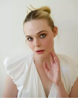 Elle Fanning OnlyFans Leaked Free Thumbnail Picture - #cYI90hywgR