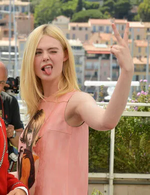 Elle Fanning OnlyFans Leaked Free Thumbnail Picture - #d7DLBzPMxy