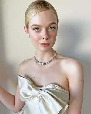 Elle Fanning OnlyFans Leaked Free Thumbnail Picture - #eX8sAz9zgJ