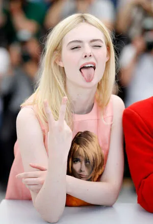 Elle Fanning OnlyFans Leaked Free Thumbnail Picture - #ee7Yf6kHkE