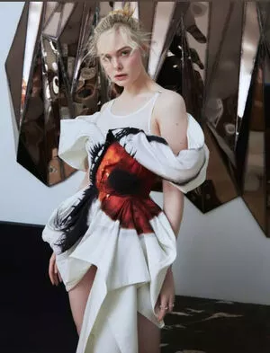 Elle Fanning OnlyFans Leaked Free Thumbnail Picture - #eyU0qlO1uK
