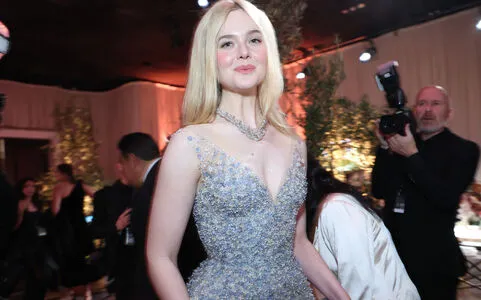 Elle Fanning OnlyFans Leaked Free Thumbnail Picture - #f5jYW85Bph