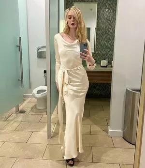 Elle Fanning OnlyFans Leaked Free Thumbnail Picture - #fH1OxCx62S