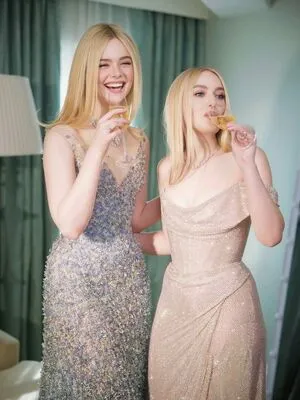 Elle Fanning OnlyFans Leaked Free Thumbnail Picture - #fW7EaUyMa5