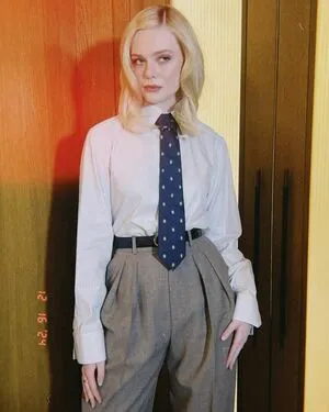 Elle Fanning OnlyFans Leaked Free Thumbnail Picture - #fbs3KHJ0ZR