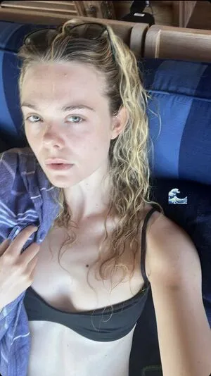 Elle Fanning OnlyFans Leaked Free Thumbnail Picture - #fpBHzSLrS7