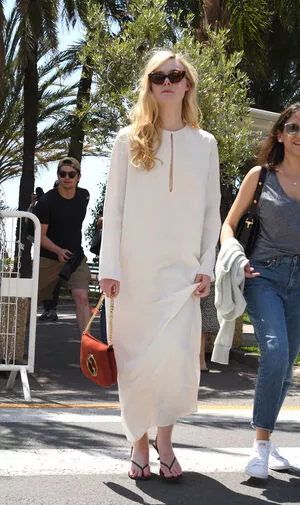 Elle Fanning OnlyFans Leaked Free Thumbnail Picture - #fty4Zugk5o