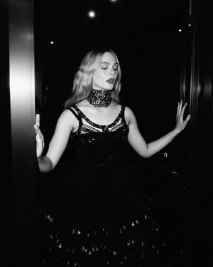 Elle Fanning OnlyFans Leaked Free Thumbnail Picture - #g8vxFBpBS3