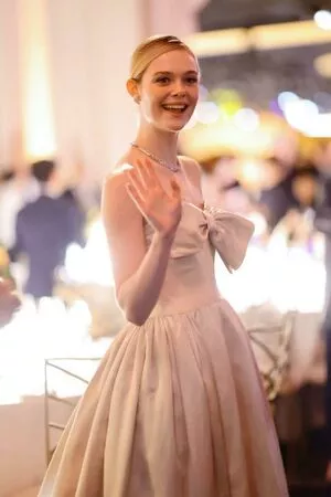 Elle Fanning OnlyFans Leaked Free Thumbnail Picture - #hi5spbOpns