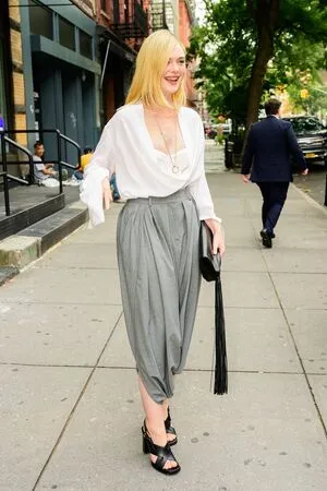 Elle Fanning OnlyFans Leaked Free Thumbnail Picture - #i01q2eoMqF