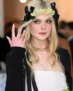 Elle Fanning OnlyFans Leaked Free Thumbnail Picture - #iCbZq7LbIv