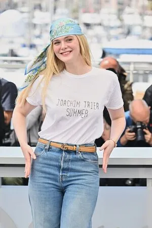 Elle Fanning OnlyFans Leaked Free Thumbnail Picture - #iTsTC9g74a