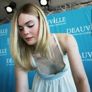 Elle Fanning OnlyFans Leaked Free Thumbnail Picture - #iamP2wE4FN