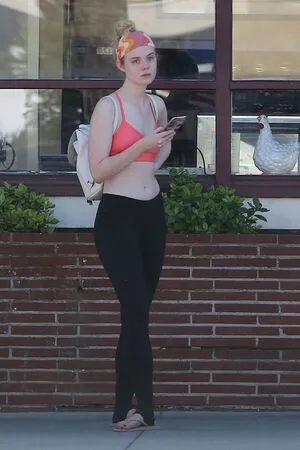 Elle Fanning OnlyFans Leaked Free Thumbnail Picture - #ione7RoPZb