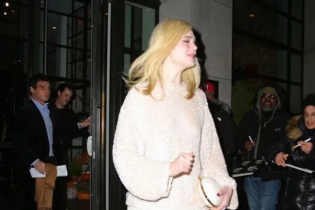 Elle Fanning OnlyFans Leaked Free Thumbnail Picture - #kG1sSDGGs3