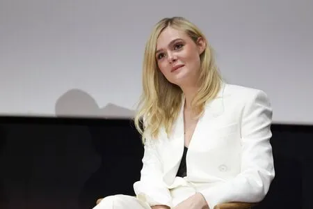 Elle Fanning OnlyFans Leaked Free Thumbnail Picture - #kL7HX3Vws9