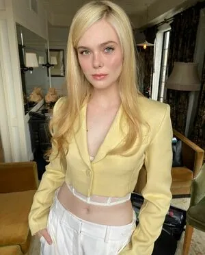 Elle Fanning OnlyFans Leaked Free Thumbnail Picture - #lIhIEQfRKv