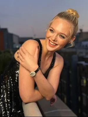 Elle Fanning OnlyFans Leaked Free Thumbnail Picture - #lss5RBMzlg