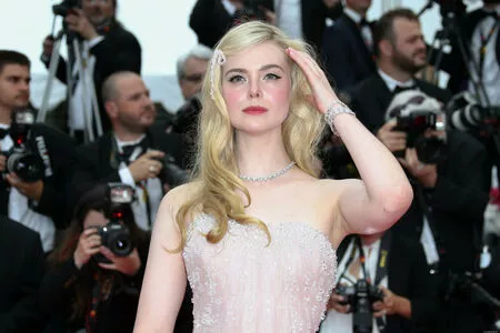 Elle Fanning OnlyFans Leaked Free Thumbnail Picture - #lu1keqg48I