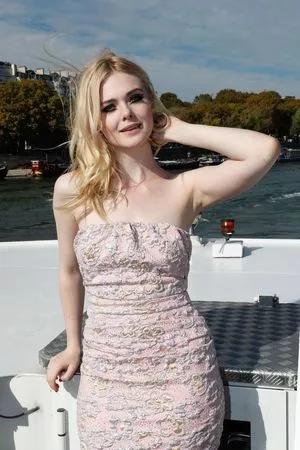 Elle Fanning OnlyFans Leaked Free Thumbnail Picture - #mc7o9VZy20