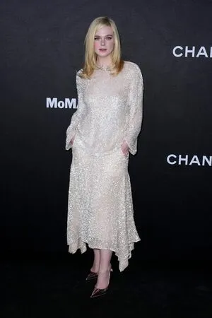 Elle Fanning OnlyFans Leaked Free Thumbnail Picture - #o6W043yxWy