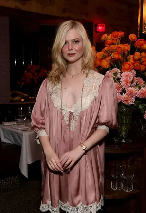 Elle Fanning OnlyFans Leaked Free Thumbnail Picture - #oHEV6fisAB