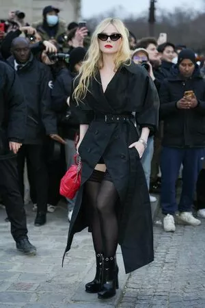 Elle Fanning OnlyFans Leaked Free Thumbnail Picture - #oMlJ7x9Nix