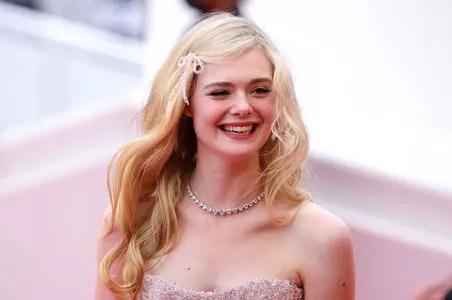 Elle Fanning OnlyFans Leaked Free Thumbnail Picture - #oXUIUCzXWV